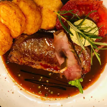 فندق Hotel-restaurant Berghof Johannesberg