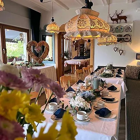 Hotel-restaurant Berghof 2*